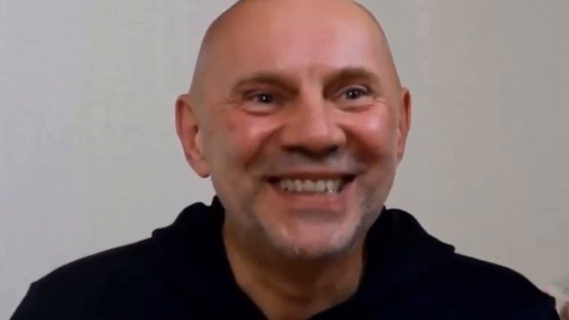 «Ты всегда по ту сторону внимания🪞» Юрий Менячихин