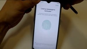 Сканер отпечатка и лица в смартфоне Oppo
