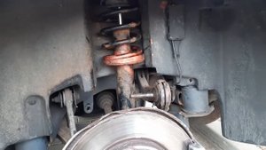 Замена задних стоек BMW e38.