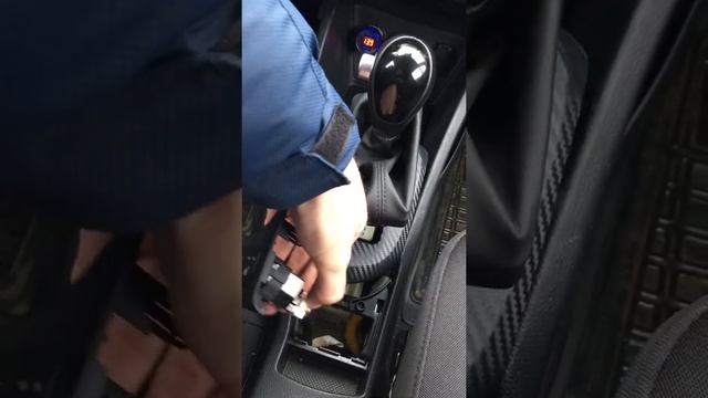 Снятие кожуха АКПП в Киа Рио смотреть онлайн