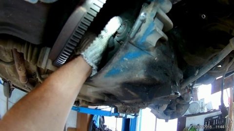 калина замена сцепления не снимая коробки