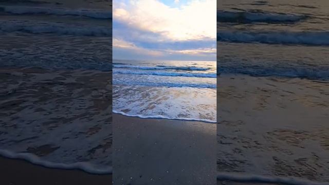 в Крыму перед закатом. Crimea. Shtormovoe. #закат #sunset #крым #сrimea #sea #sky смотреть онлайн