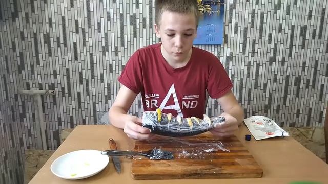 Запёк в духовке тунца (лакедра) Всех с 8 марта! смотреть онлайн