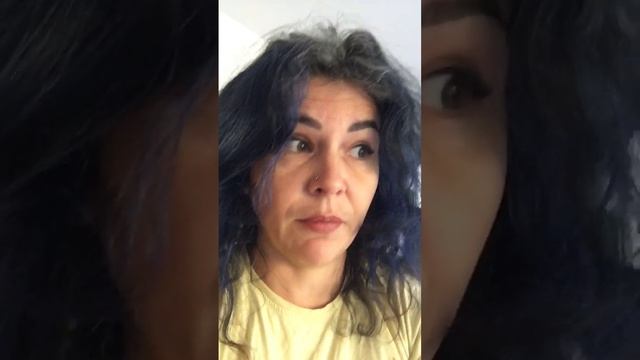 Брал деньги, не нравилась одежда, волосы и имя. Мои первые отношения. Почему так произошло.
