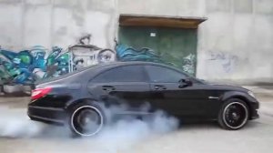 Mercedes-Benz CLS 63AMG Stage 2 Burnout , Drift