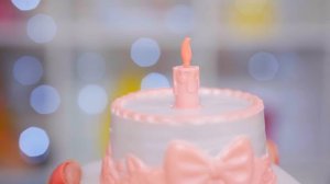 Барби ДУЕТ в дуделку и НАДУВАЕТ шарики? Birthday Party Barbie 1998: обзор и распаковка