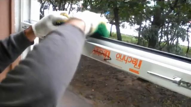 Бьём окна в центре Москвы смотреть онлайн