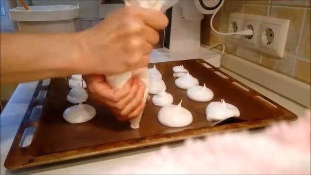 Торт безе с желтково масляным кремом