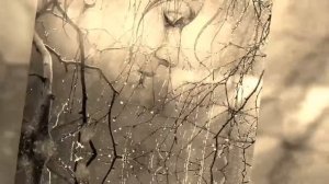 Как странно...  человека нет..., а  ты  всё  ждёшь......