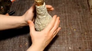 Декорирование бутылки из папье маше и кружева. Мастер класс по-быстрому. Очень простой способ декор