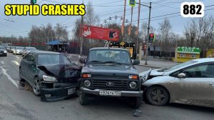 Stupid crashes 882 May 2024 car crash compilation