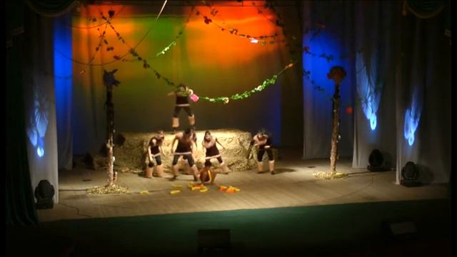 Спектакль "Мы с тобой одной крови" ВСГИК смотреть онлайн