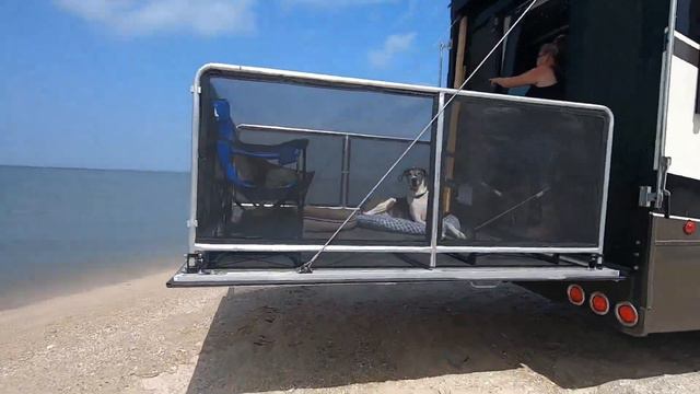 RV Lifestyle | Creating Your RV Family On The Road | Magnolia Beach TX смотреть онлайн