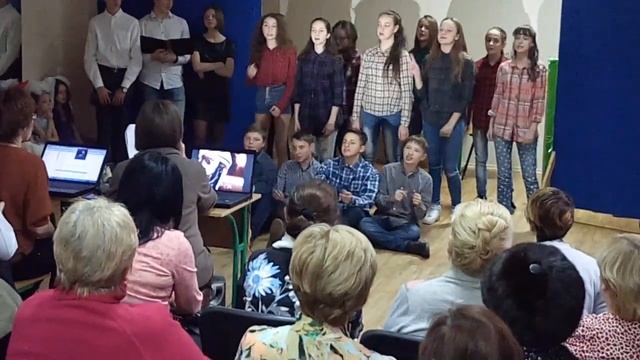 Ретро-песни для бабушек и дедушек в 71 школе(2) смотреть онлайн