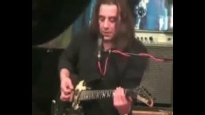 РАЗРУШИТЕЛЬ МИФОВ #5 / FREDGUITARIST VS MAY LIAN / ДВИЖЕНИЕ ПРАВОЙ РУКИ ПРИ ПЕРЕХОДАХ ПО СТРУНАМ