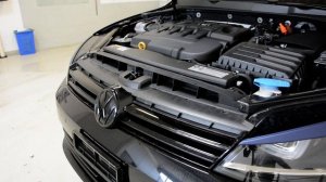 VW Golf 7 R Line Front Grill Removal