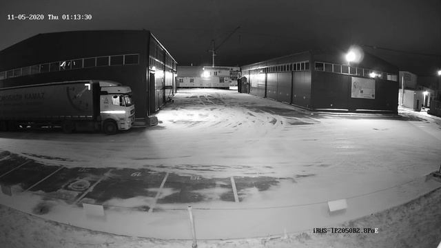 iRUS-IP2050B2.8PoE (ночь, экспозиция 1/6, ЧБ) смотреть онлайн