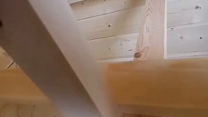 Удобный дровник прямо в бане.