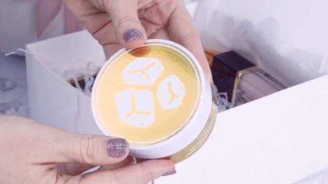 Подарочный Бокс №7 смотреть онлайн