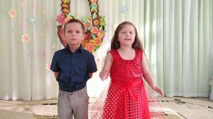 Дети поют "Самая лучшая мама земли "  До слез