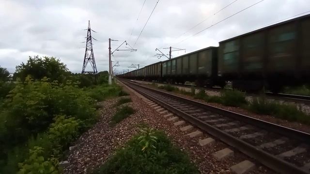 Вечернее новьё. Электровоз 3ЭС5К-1006 "Ермак" с грузовым поездом смотреть онлайн