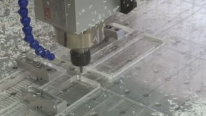 Фрезеровка поликарбоната на станке ТМ04 0506 Trace-Magic