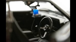 Interceptor Mad Max 1/18 Greenlight ?