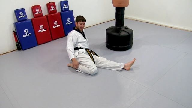 30 Days To Higher Kicks - Full Stretching and Exercise Routine (Taekwondo) смотреть онлайн