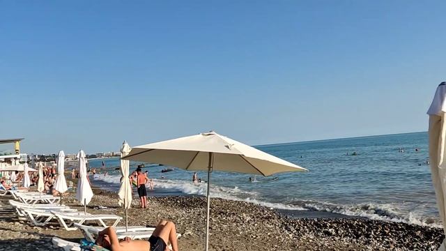 Большая опасность на Море в Сочи. Тягун. Смотреть всем. смотреть онлайн