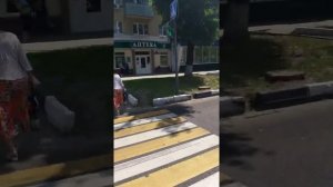 Видео от пешеходного перехода