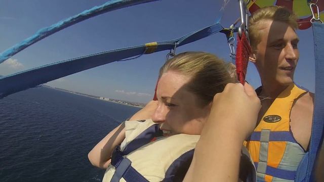 Летим на парашюте в Анапе смотреть онлайн