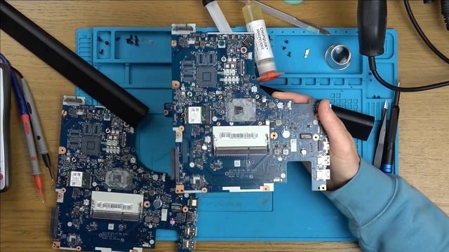 LENOVO G50-30 LAPTOP with a WHITE SCREEN Fault - Trying to FIX смотреть онлайн