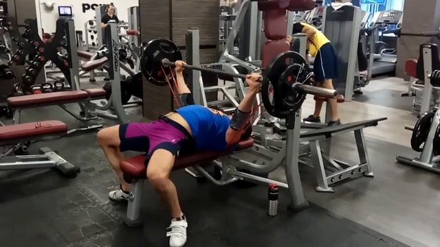 Жим соревновательный на скорость с резиной снизу 2– 80 смотреть онлайн