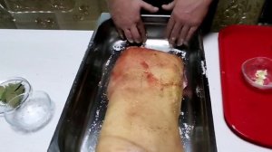 Рулет из сала в духовке