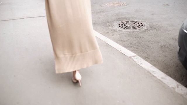 Букет из 11 бордовых пионов Premium Red Grace смотреть онлайн