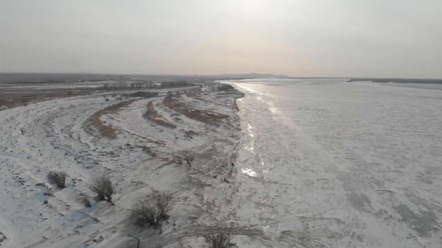 Толстый лед февраля смотреть онлайн