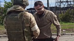 Сдача в плен боевиков националистического подразделения «Азов» и украинских военнослужащих