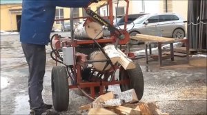 Дровокол с распиловкой бревна на чурки.