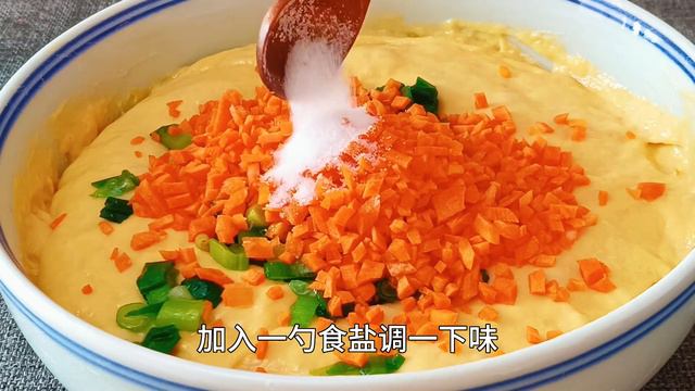 蔥花餅怎麼做才好吃！訣竅告訴你，不揉麵不擀麵，新手也能成功