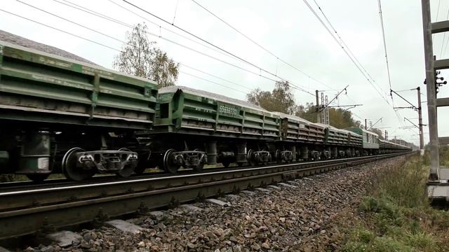 Тепловоз 2ТЭ116у-0107 с грузовым смотреть онлайн