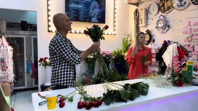 Как собрать круглый букет по спирали для начинающих флористов пошагово/мастер -класс от Артура ?