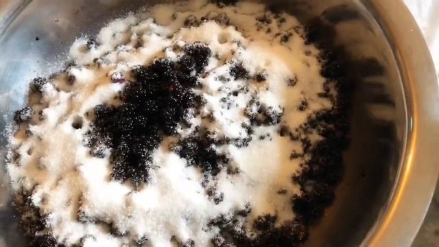 Цельные Ягоды и Насыщенный Вкус / Варенье из ЕЖЕВИКИ НА ЗИМУ смотреть онлайн