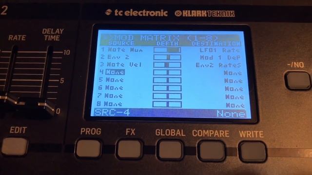 DeepMind 12 Desktop with Arturia Keystep смотреть онлайн