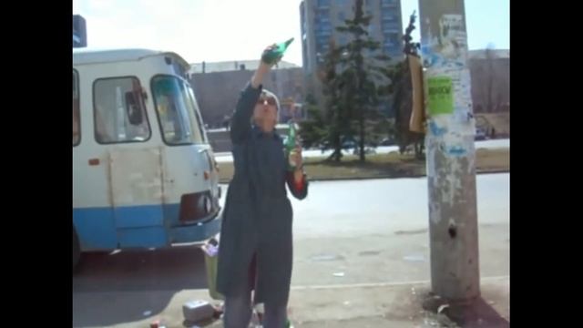 Научиться жонглированю (два мяча) смотреть онлайн