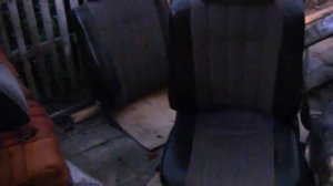 Mercedes restoration w123 230 видео 49, разбираем сиденья и др