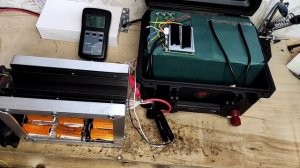 Проверка на нагрузку аккумулятора для лодочного мотора lifepo4 12v 105Ah