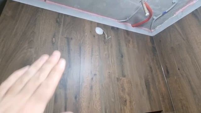 ЖК Хорошевский ремонт квартиры _ Натяжной потолок и плитка на стене.mp4