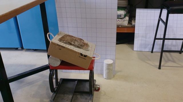 Little Rock that didn't bounce Big :) смотреть онлайн