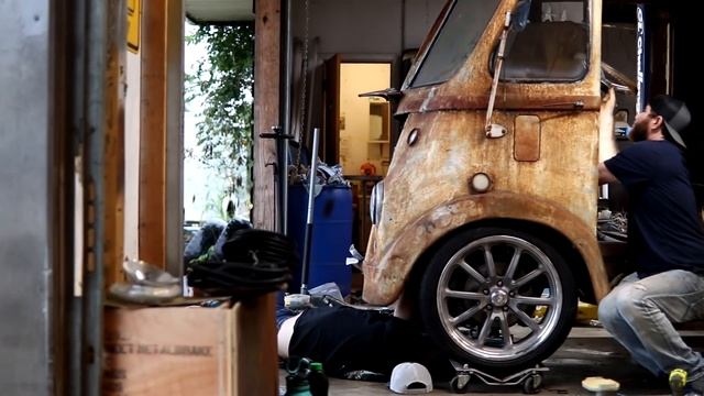 1954 International Metro Build COMPLETE!! | Operation Metro Build | Turnin Rust смотреть онлайн