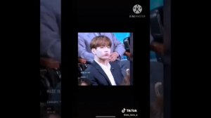 Gif-реакция с Чон Чонгуком❤?
